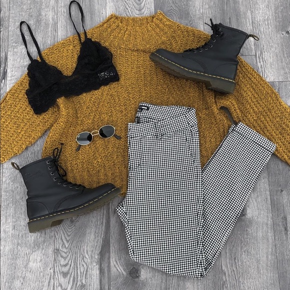 Sweaters - Mustard Chunky Sweater